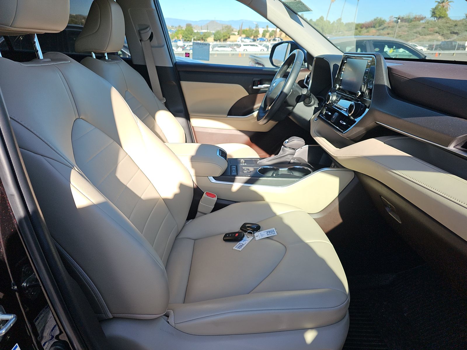 2022 Toyota Highlander Hybrid XLE AWD