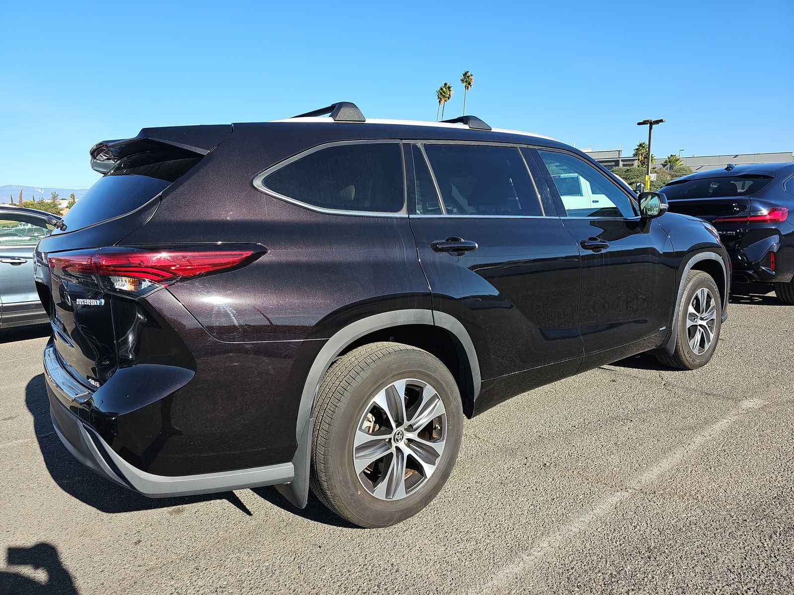 2022 Toyota Highlander Hybrid XLE AWD
