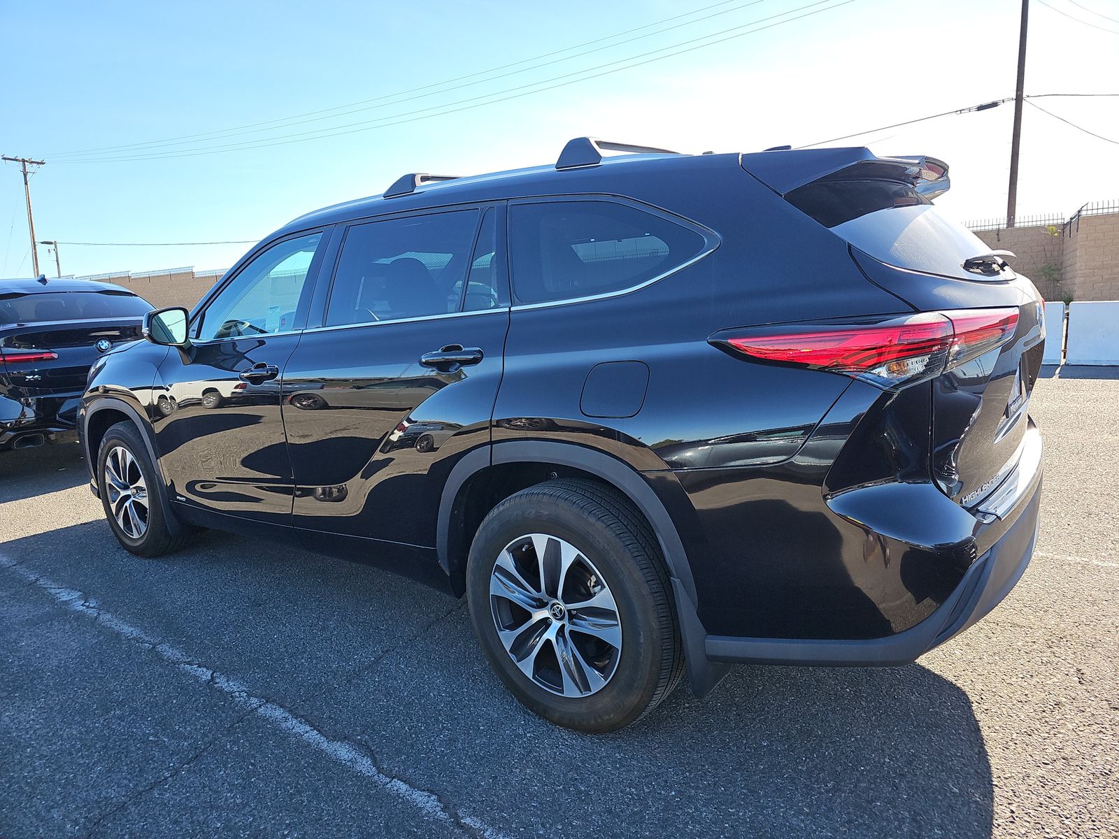2022 Toyota Highlander Hybrid XLE AWD
