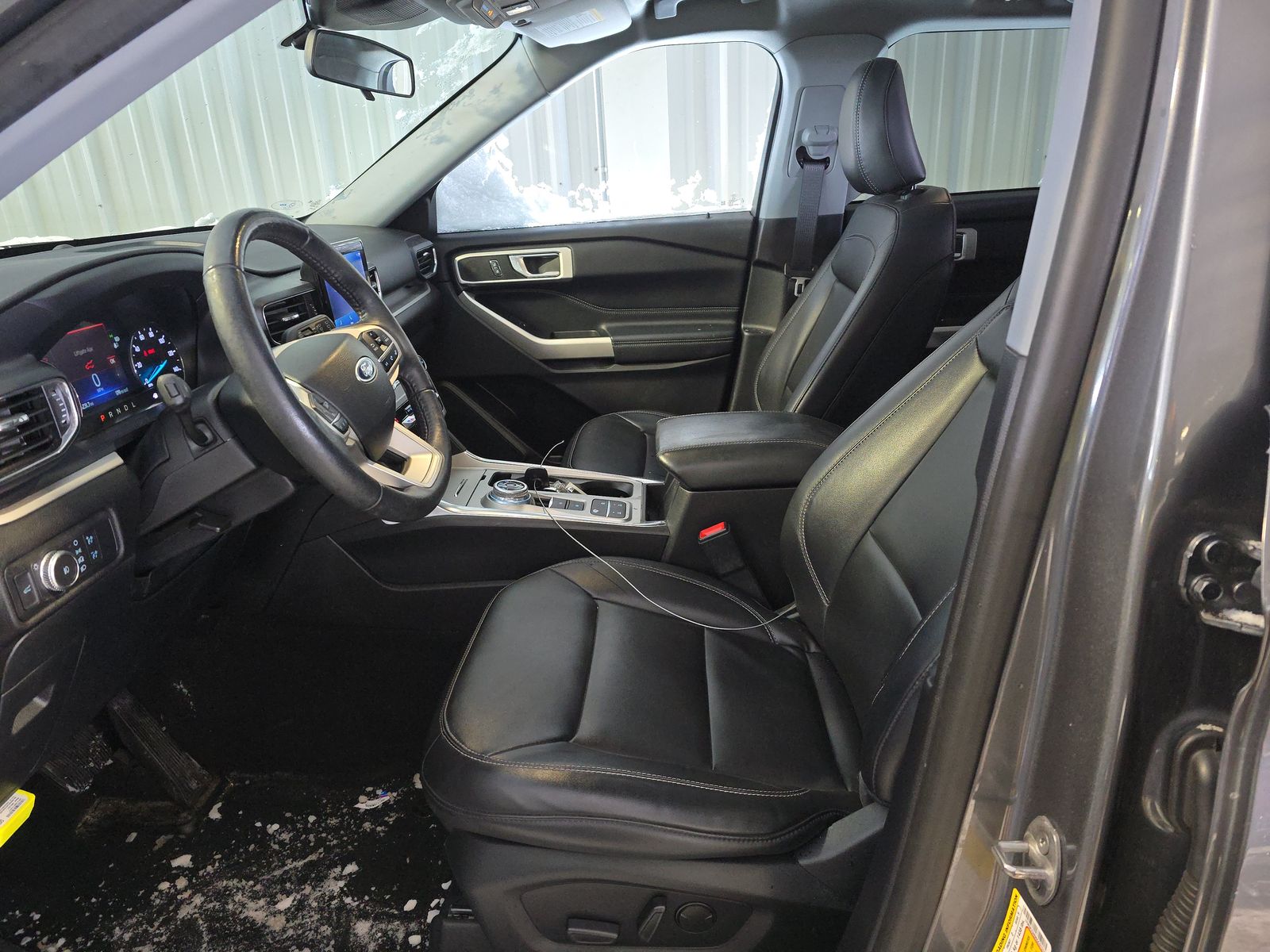 2022 Ford Explorer XLT RWD