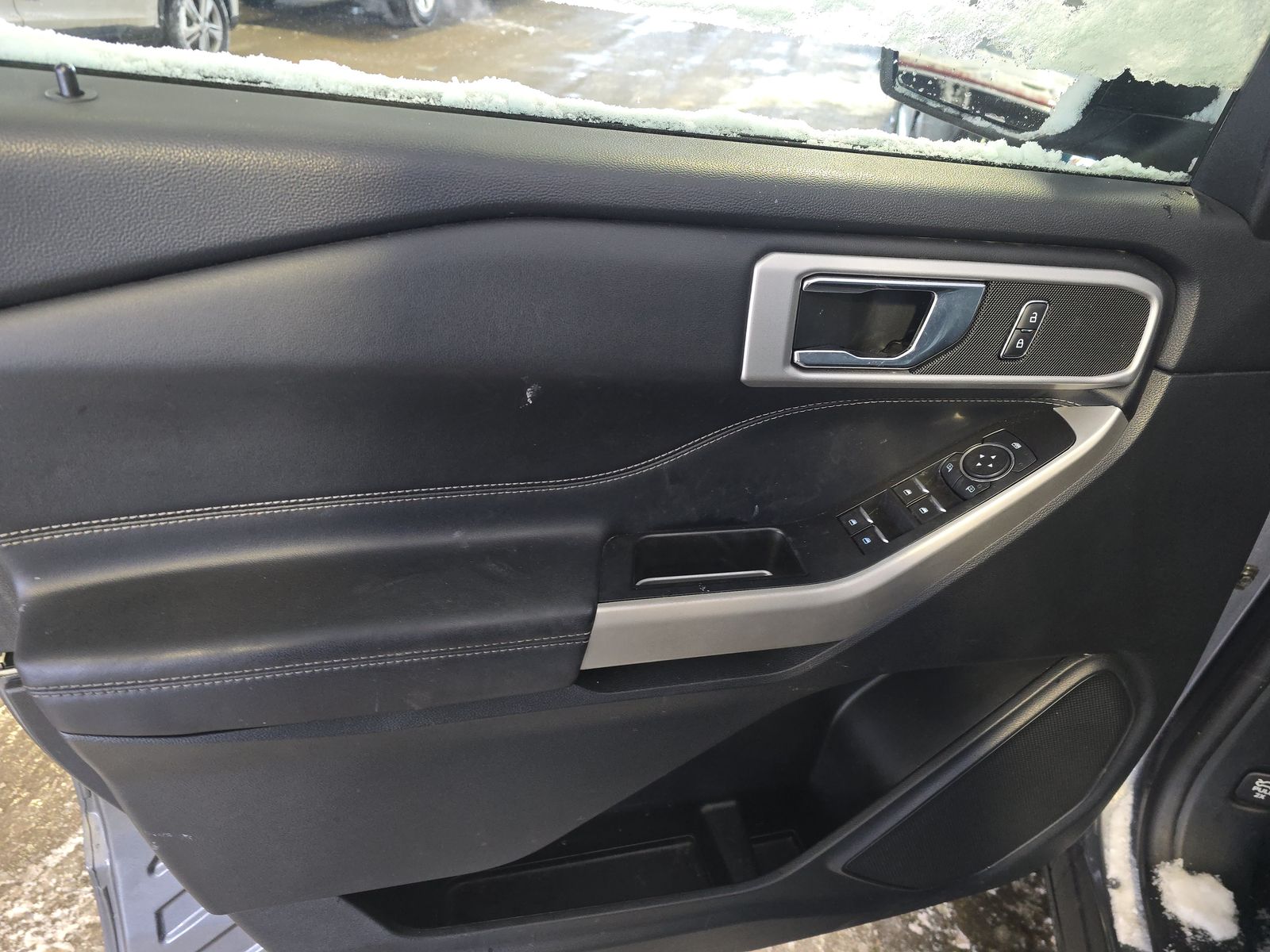 2022 Ford Explorer XLT RWD