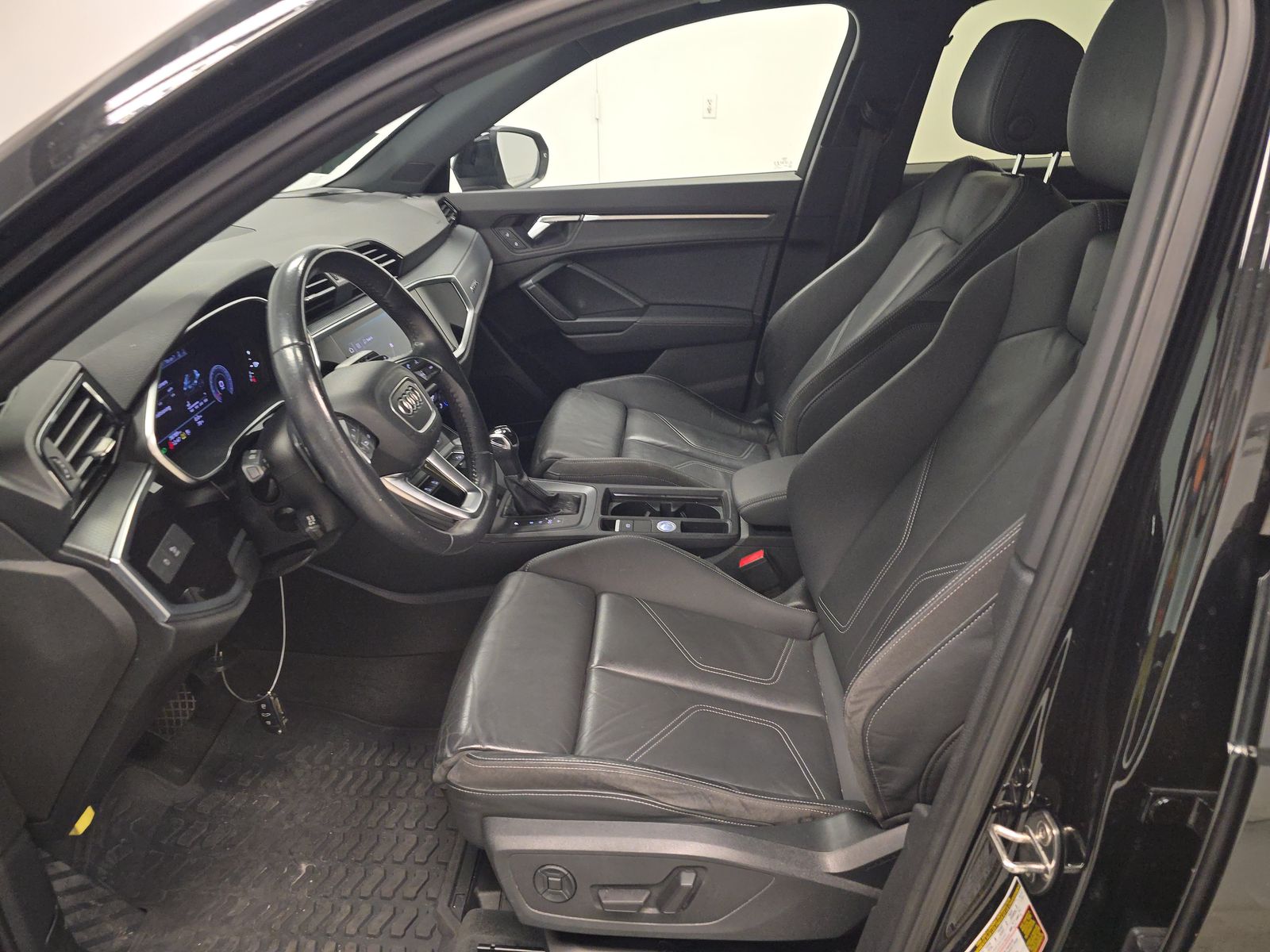 2020 Audi Q3 2.0T S line Premium Plus AWD