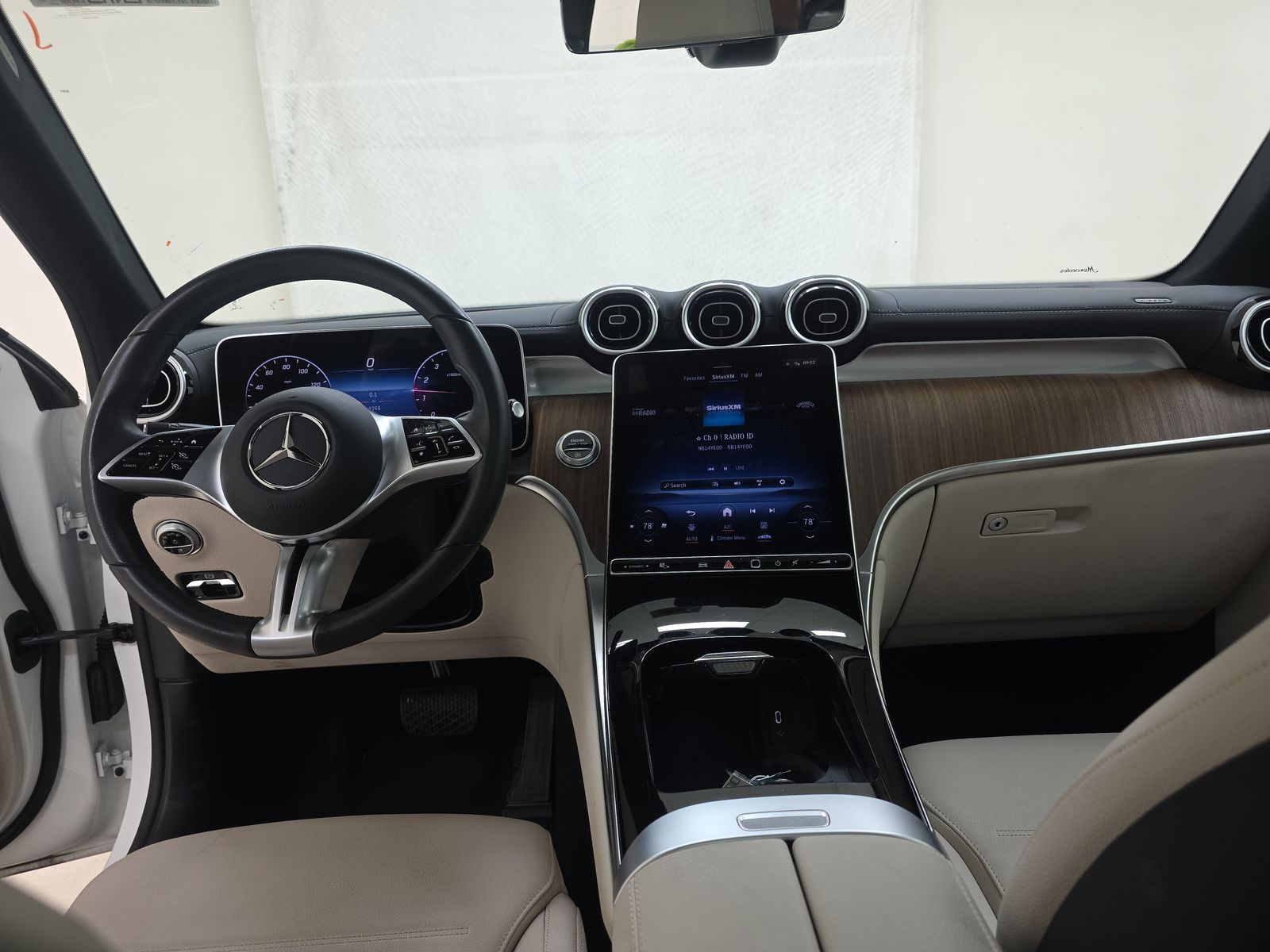 2024 Mercedes-Benz GLC GLC 300 RWD