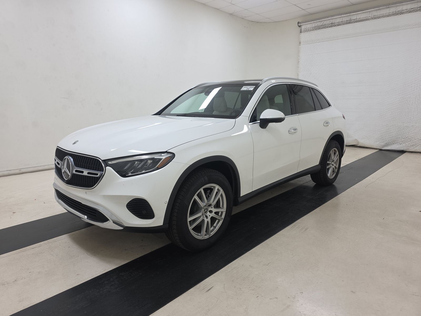 2024 Mercedes-Benz GLC GLC 300 RWD
