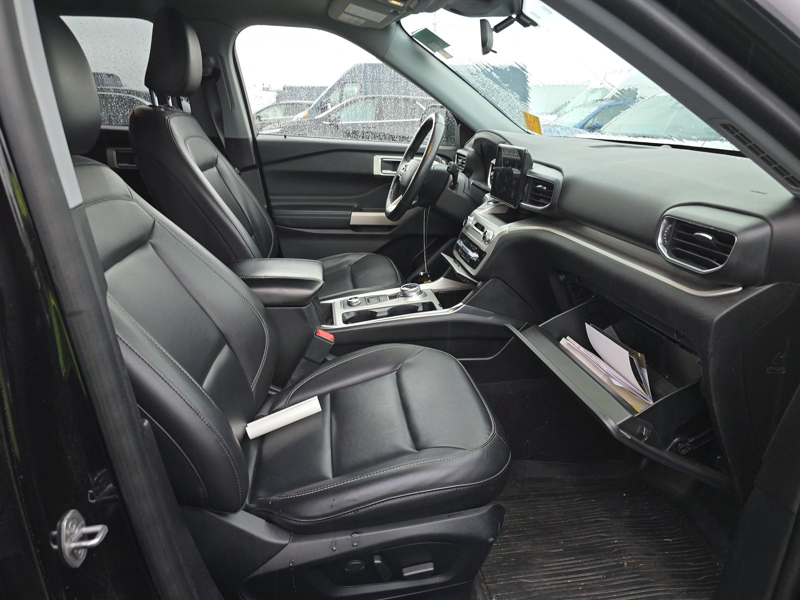 2022 Ford Explorer XLT AWD