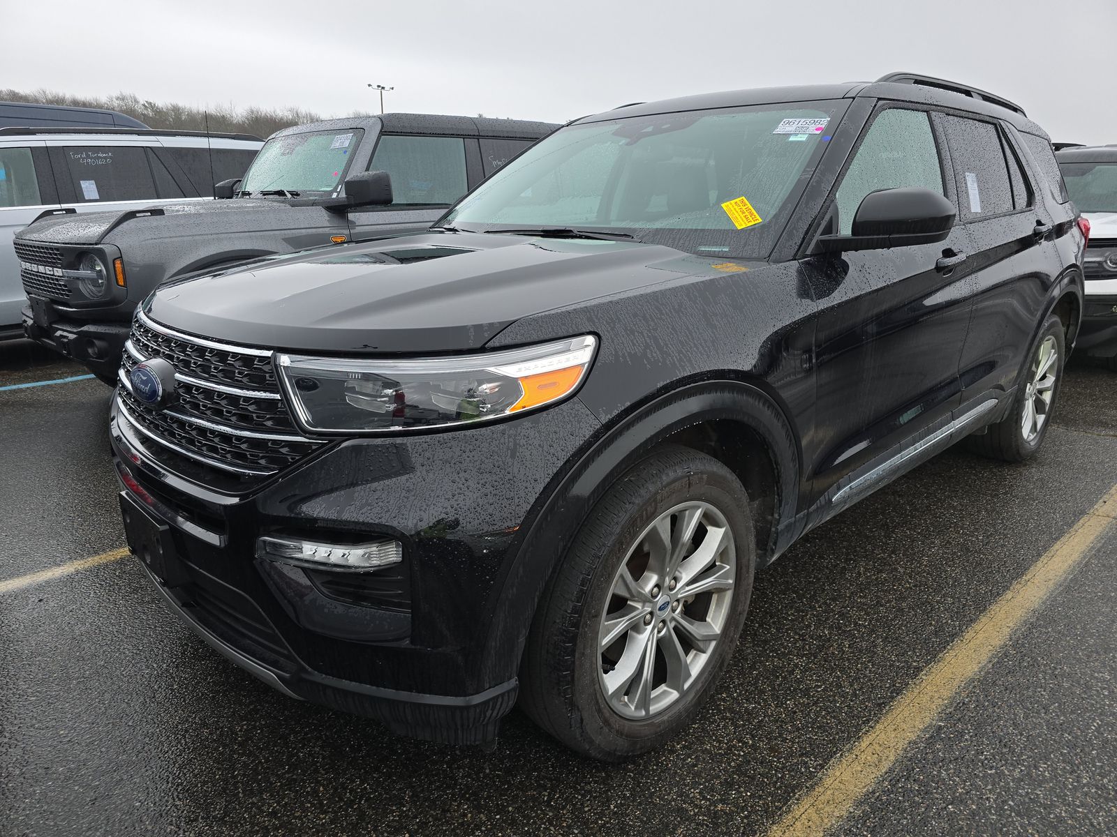 2022 Ford Explorer XLT AWD