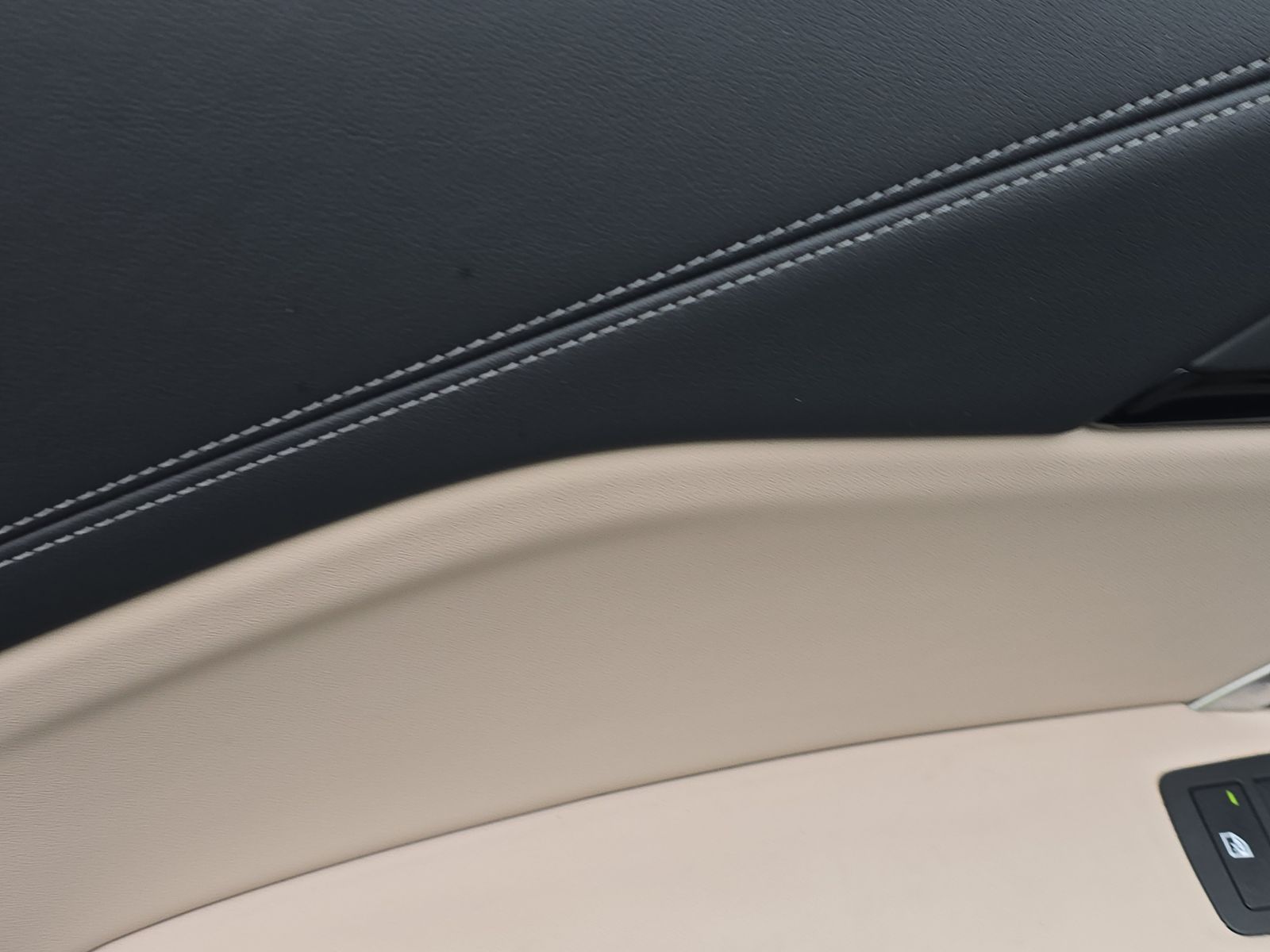 2025 BMW X1 xDrive28i AWD