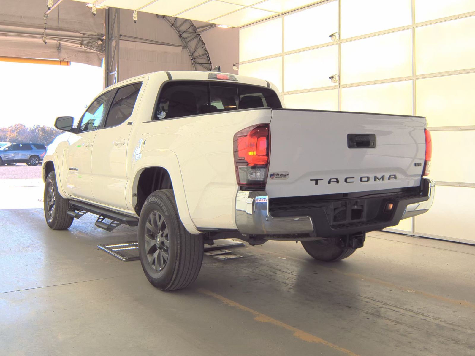 2022 Toyota Tacoma SR5 RWD