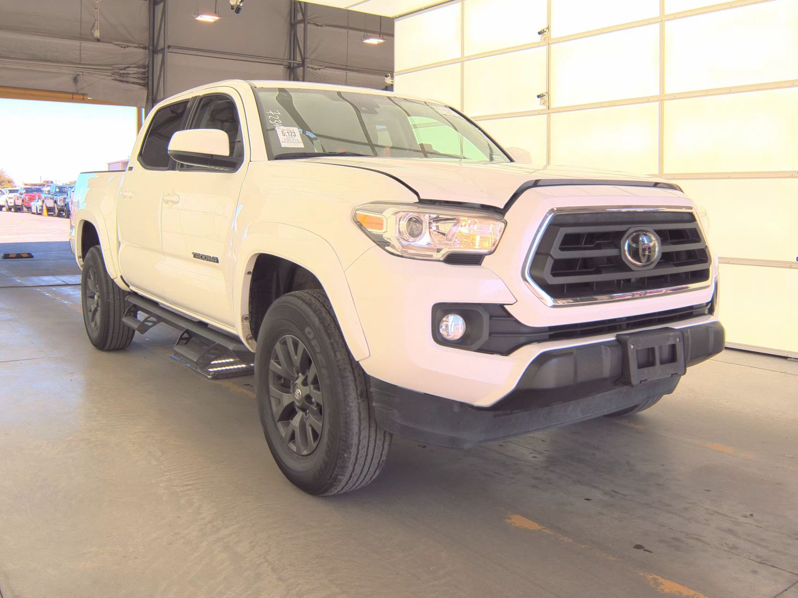 2022 Toyota Tacoma SR5 RWD