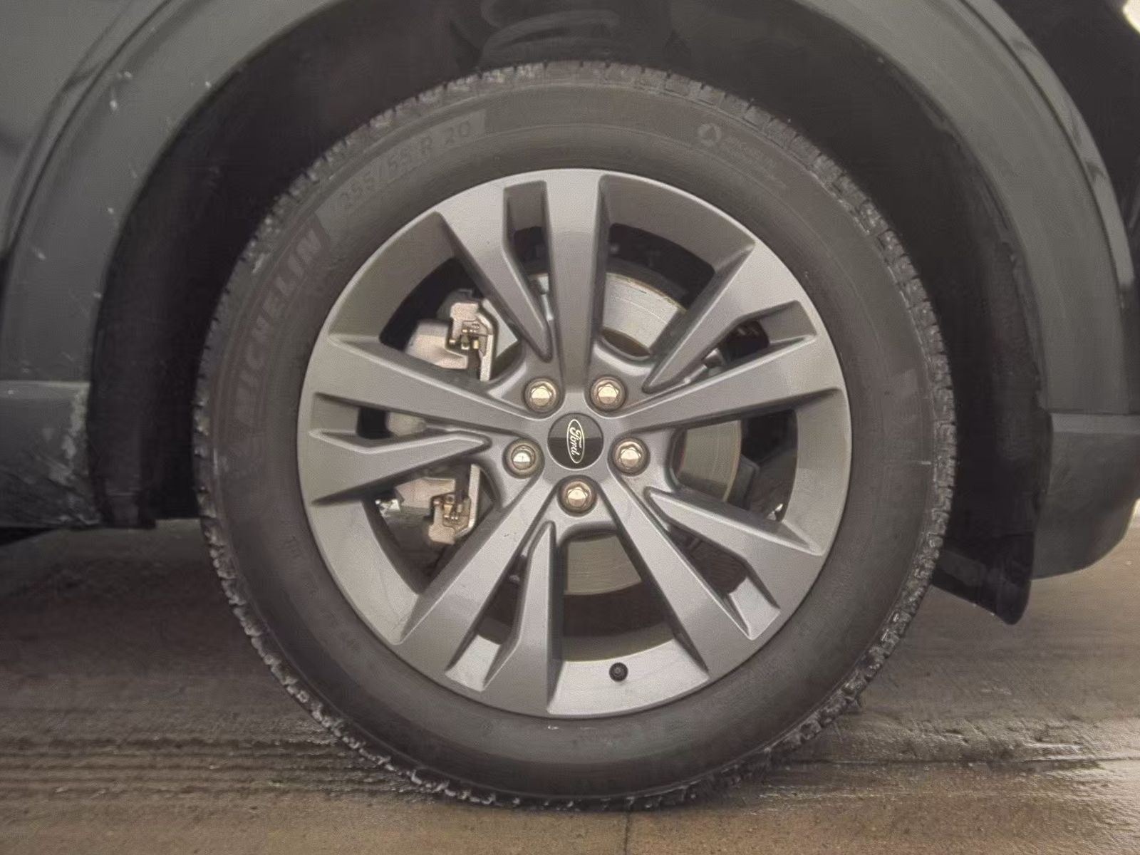 2023 Ford Explorer XLT AWD