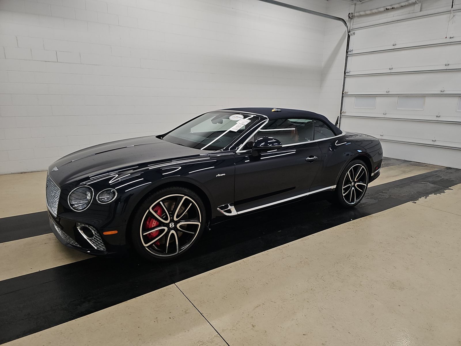 2023 Bentley Continental GTC Azure's photo