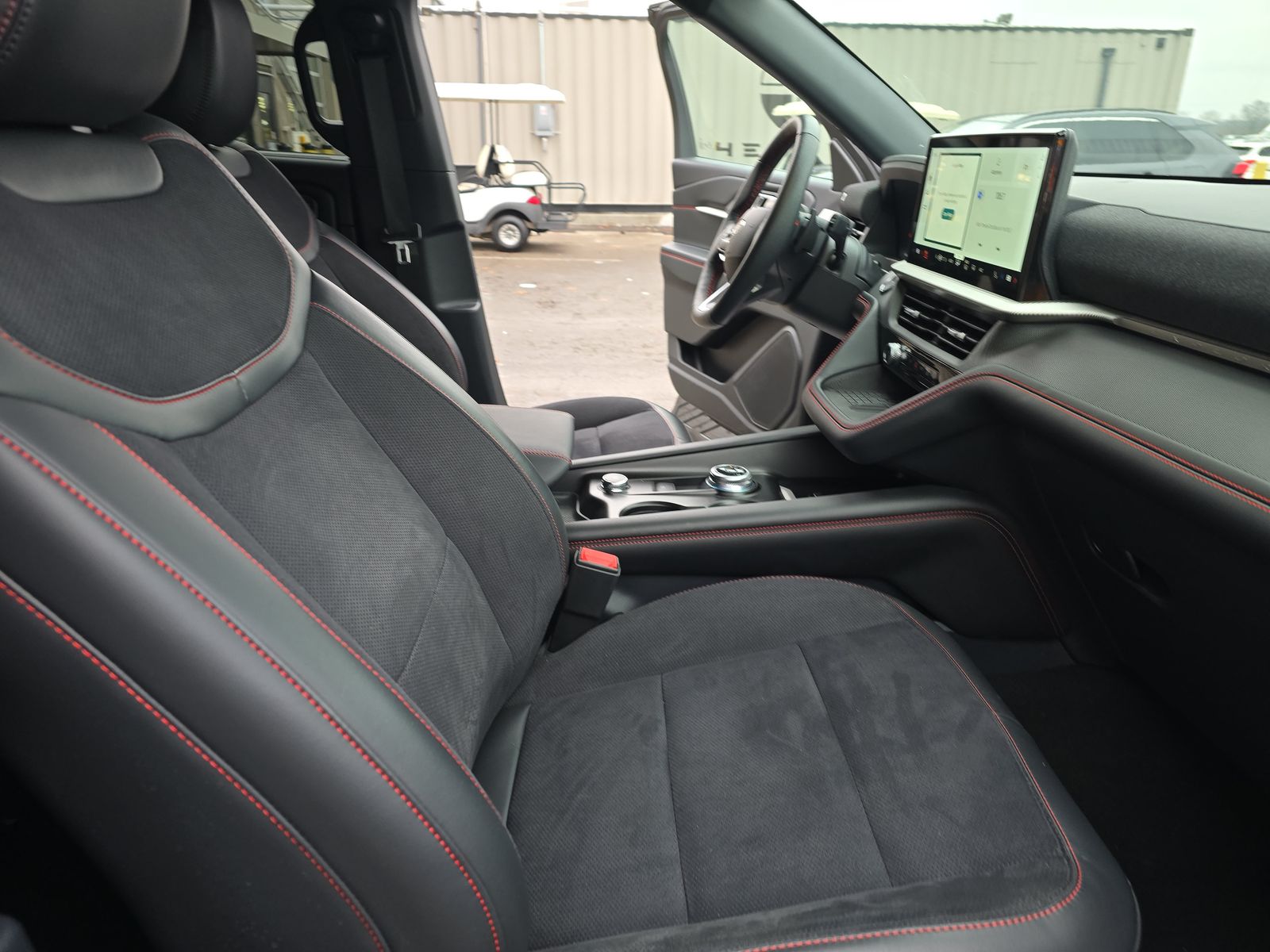 2025 Ford Explorer ST AWD