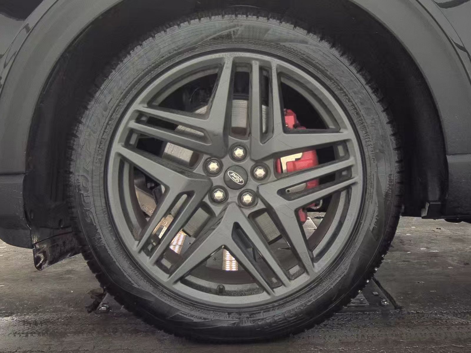 2025 Ford Explorer ST AWD