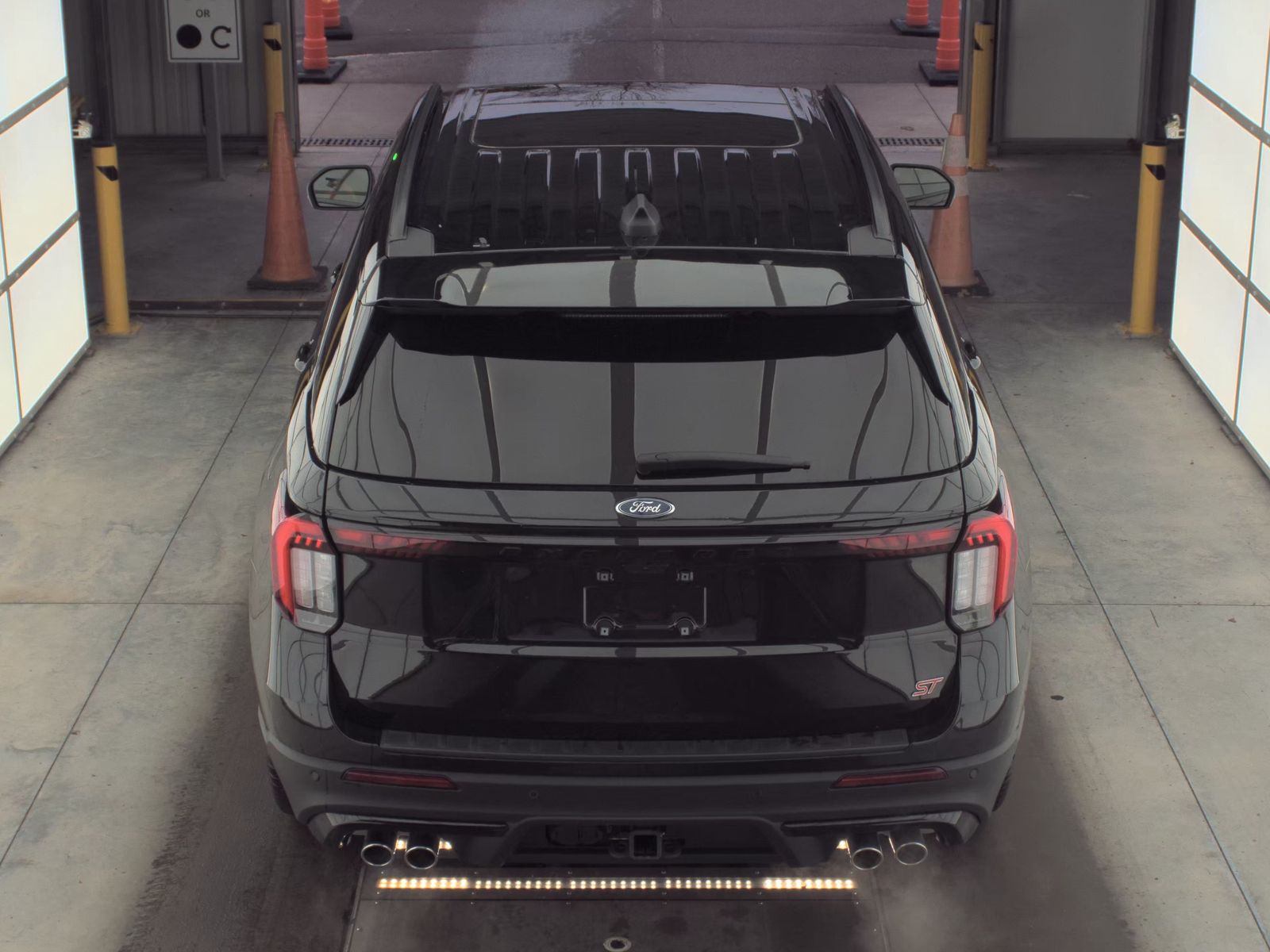 2025 Ford Explorer ST AWD