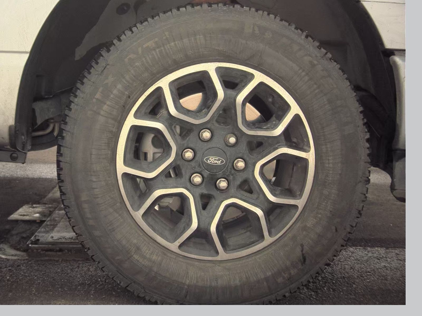 2023 Ford F-150 Hybrid XLT AWD