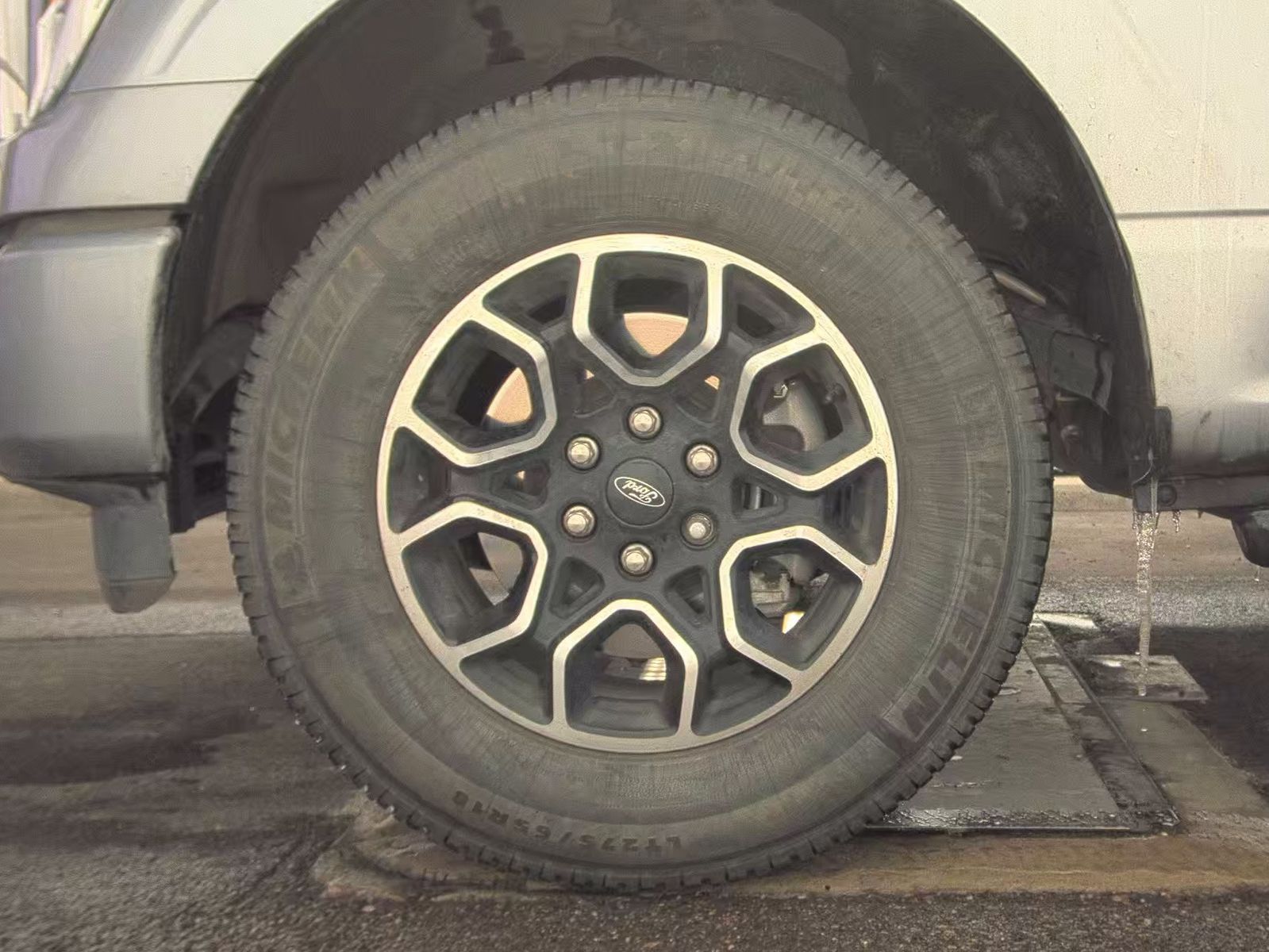 2023 Ford F-150 Hybrid XLT AWD