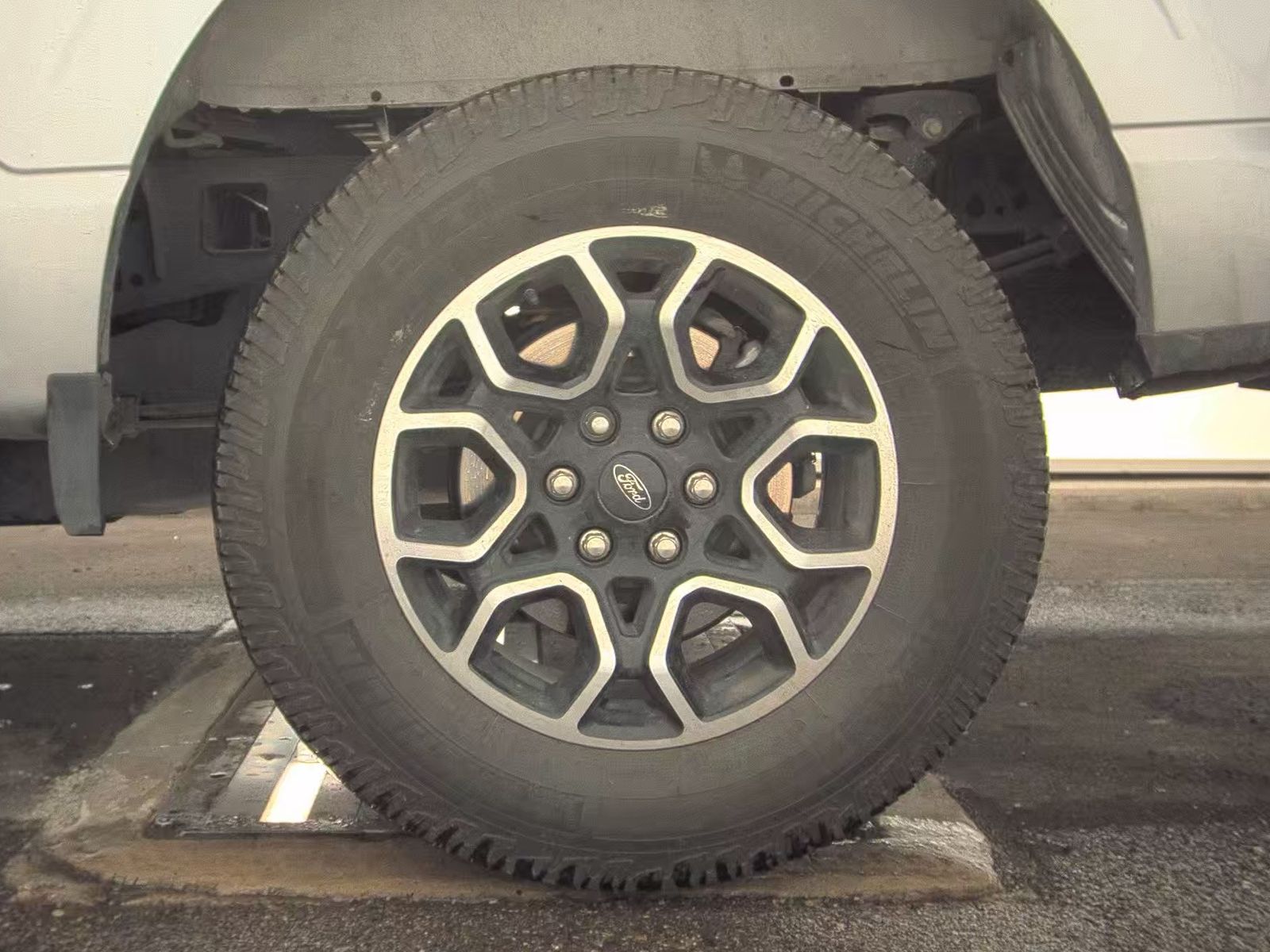 2023 Ford F-150 Hybrid XLT AWD