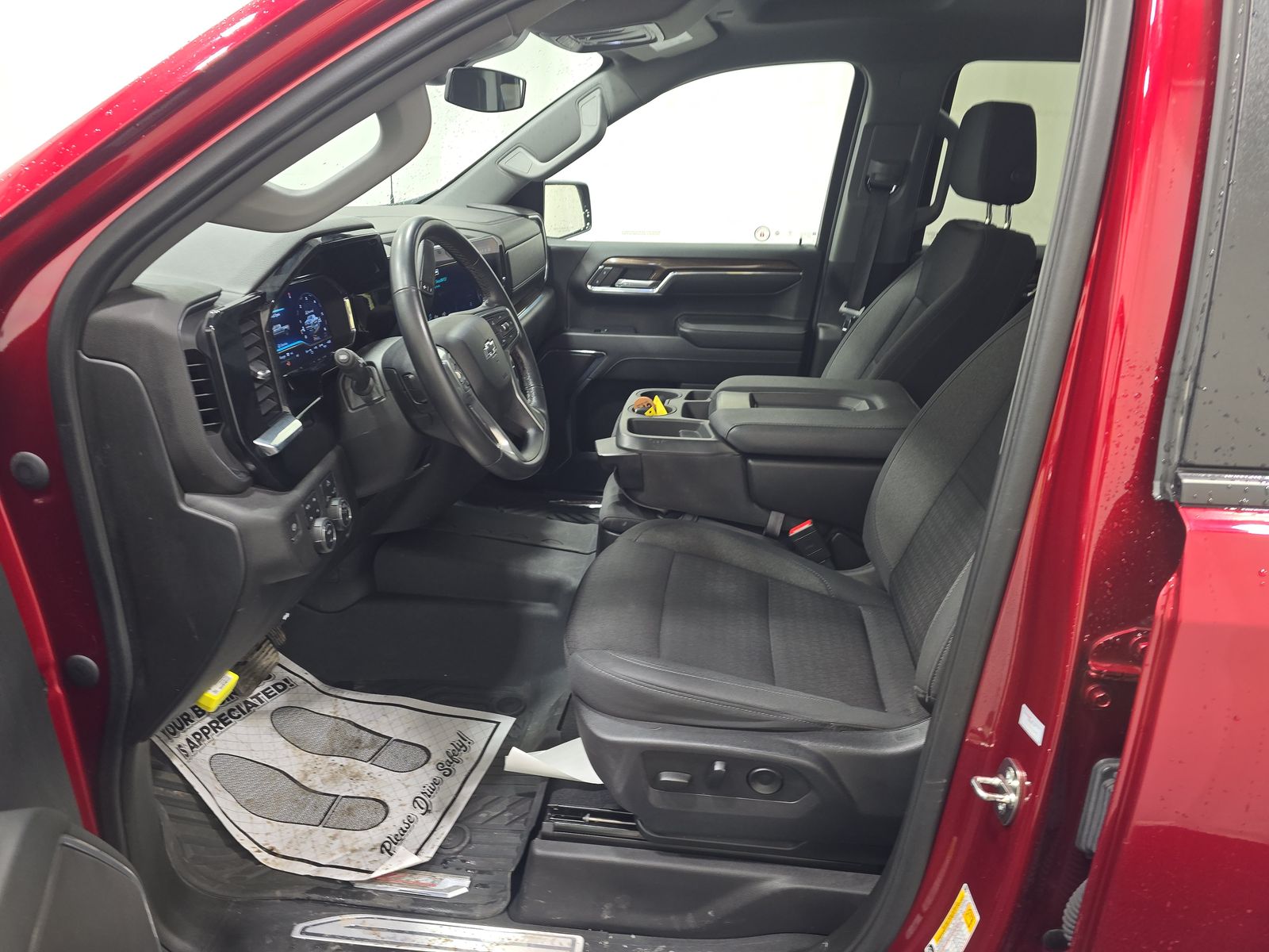 2023 Chevrolet Silverado 1500 RST AWD