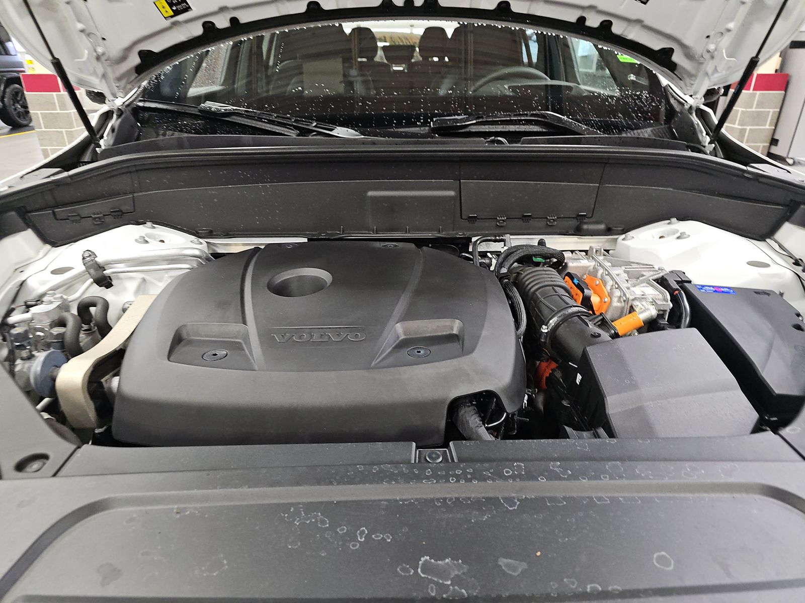 2022 Volvo XC90 Recharge T8 R-Design AWD