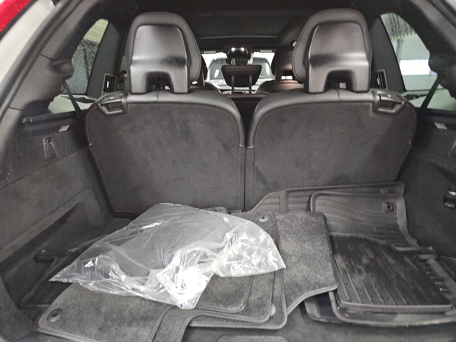 2022 Volvo XC90 Recharge T8 R-Design AWD