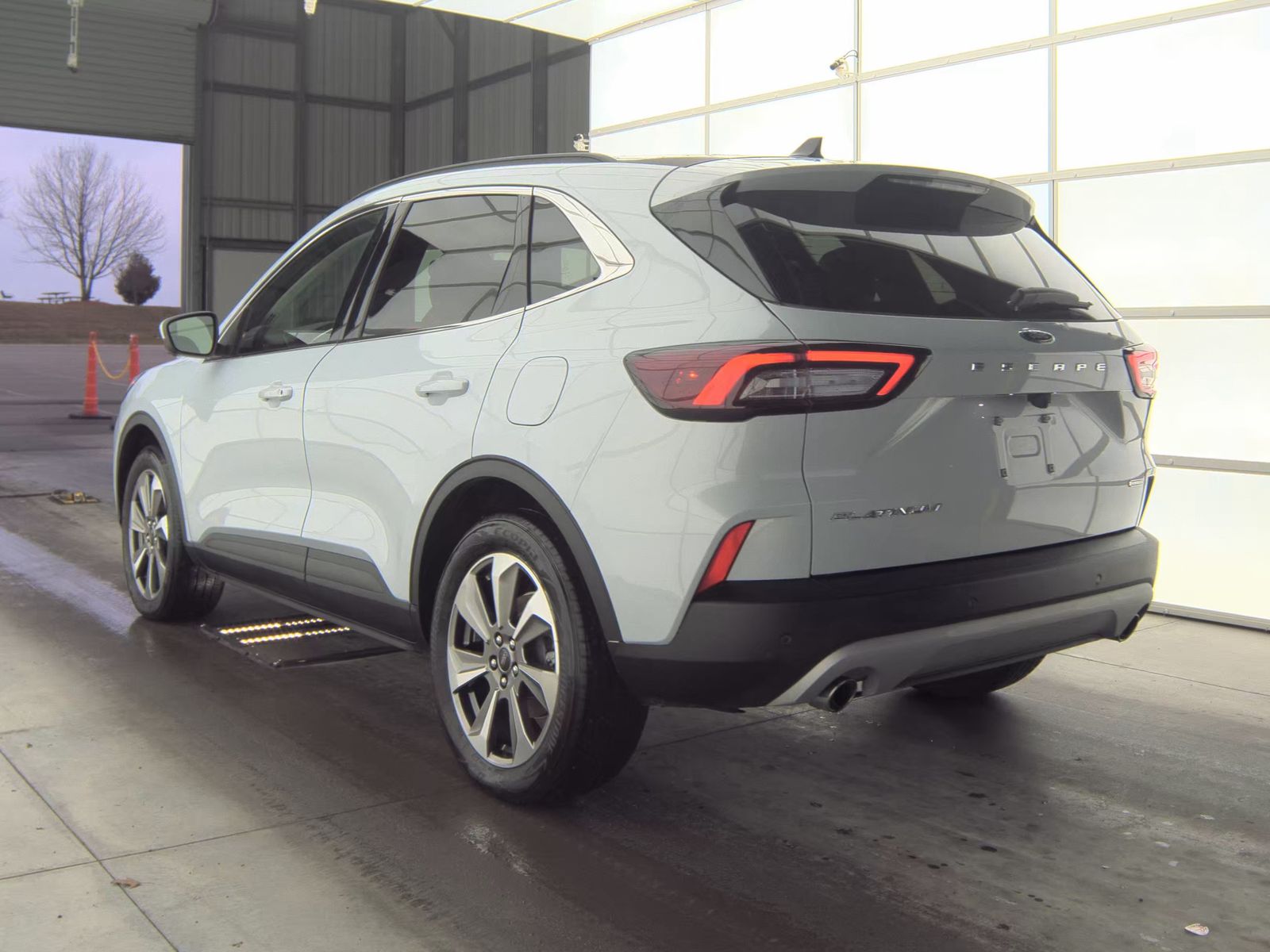 2025 Ford Escape Hybrid Platinum AWD