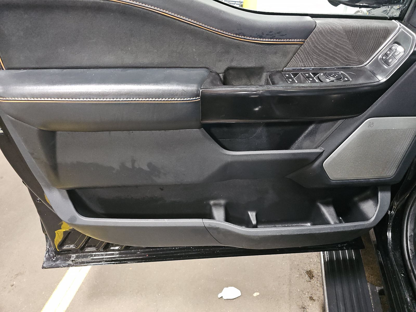 2022 Ford F-150 Hybrid Platinum AWD