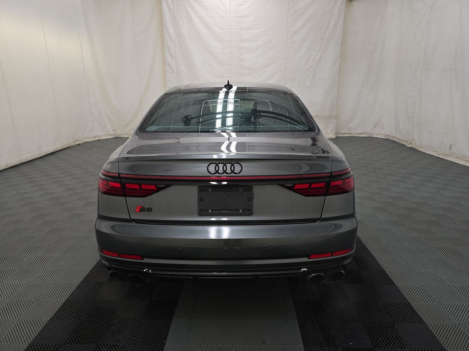 2022 Audi S8 Base AWD