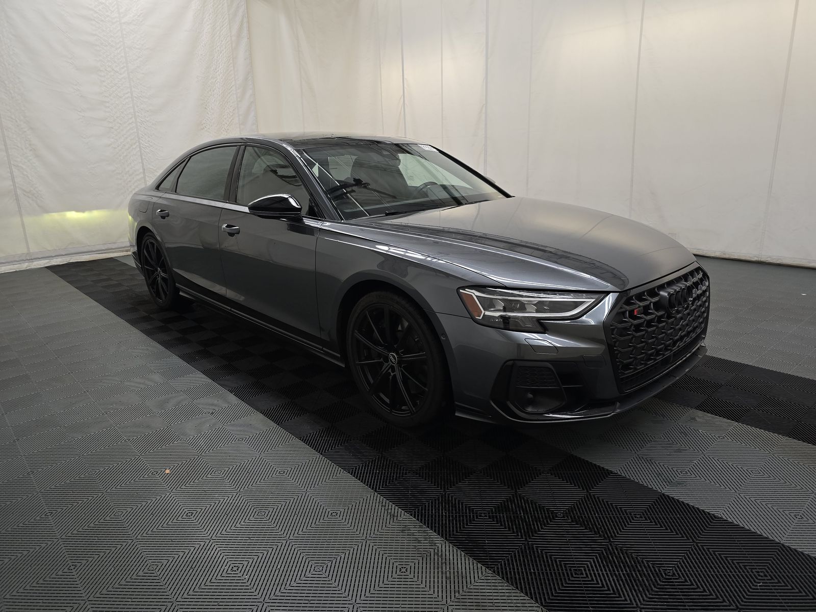 2022 Audi S8 Base AWD