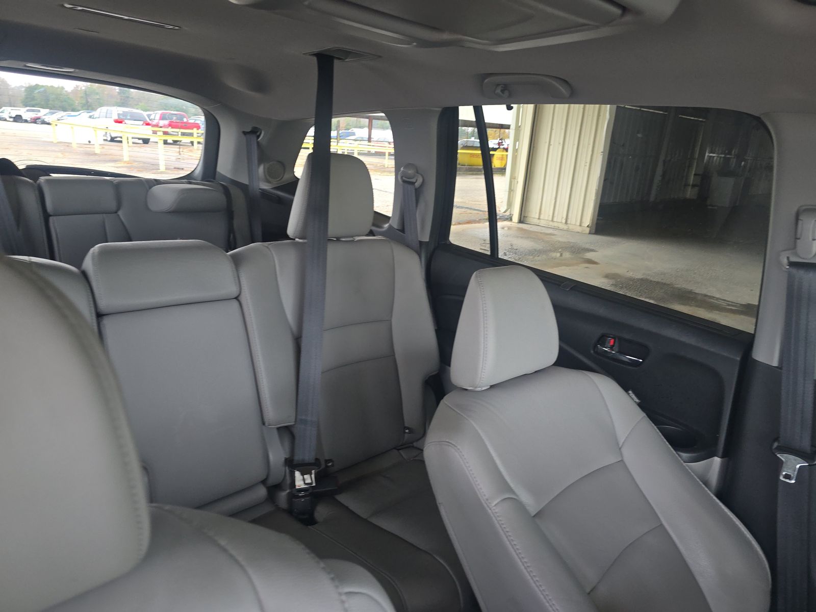 2022 Honda Pilot Touring FWD