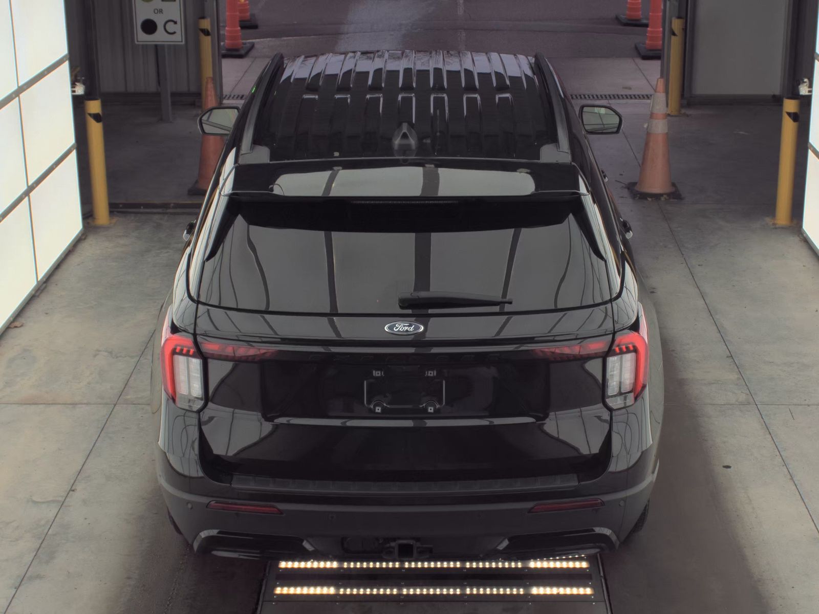 2025 Ford Explorer ST-Line AWD