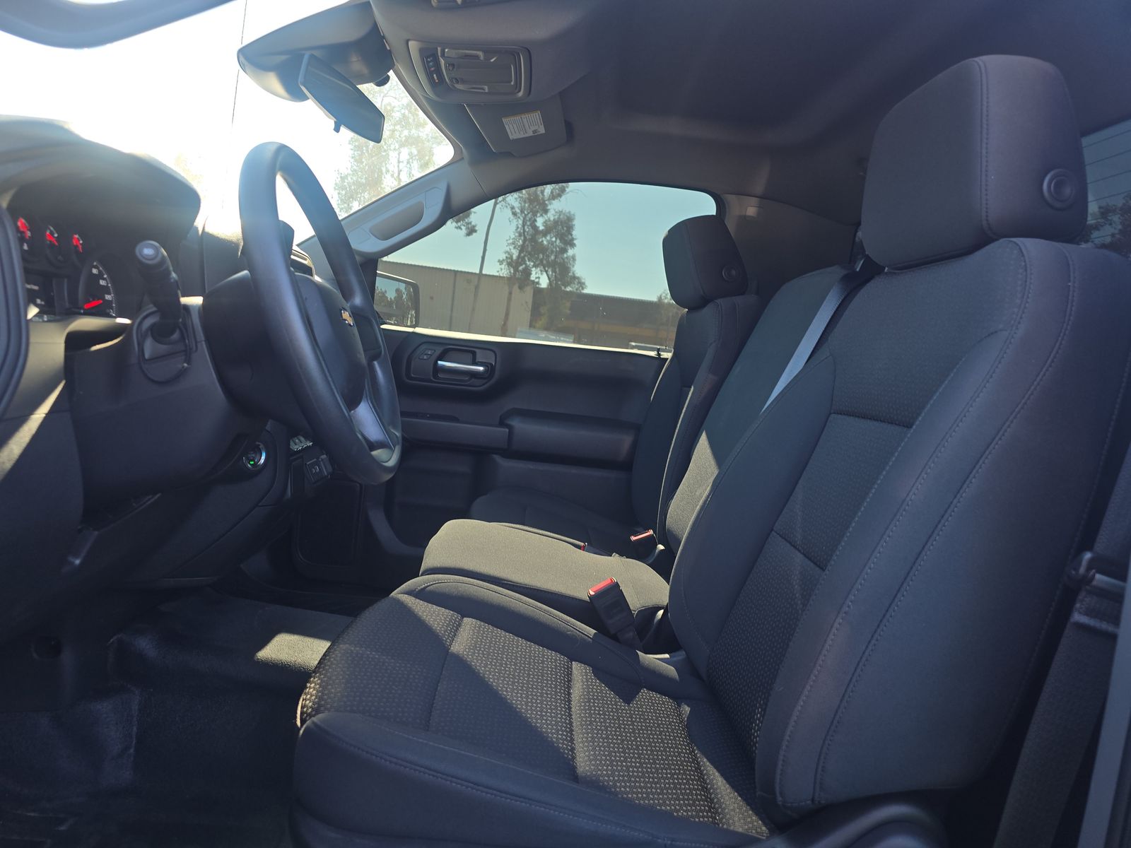 2025 Chevrolet Silverado 1500 Work Truck FWD