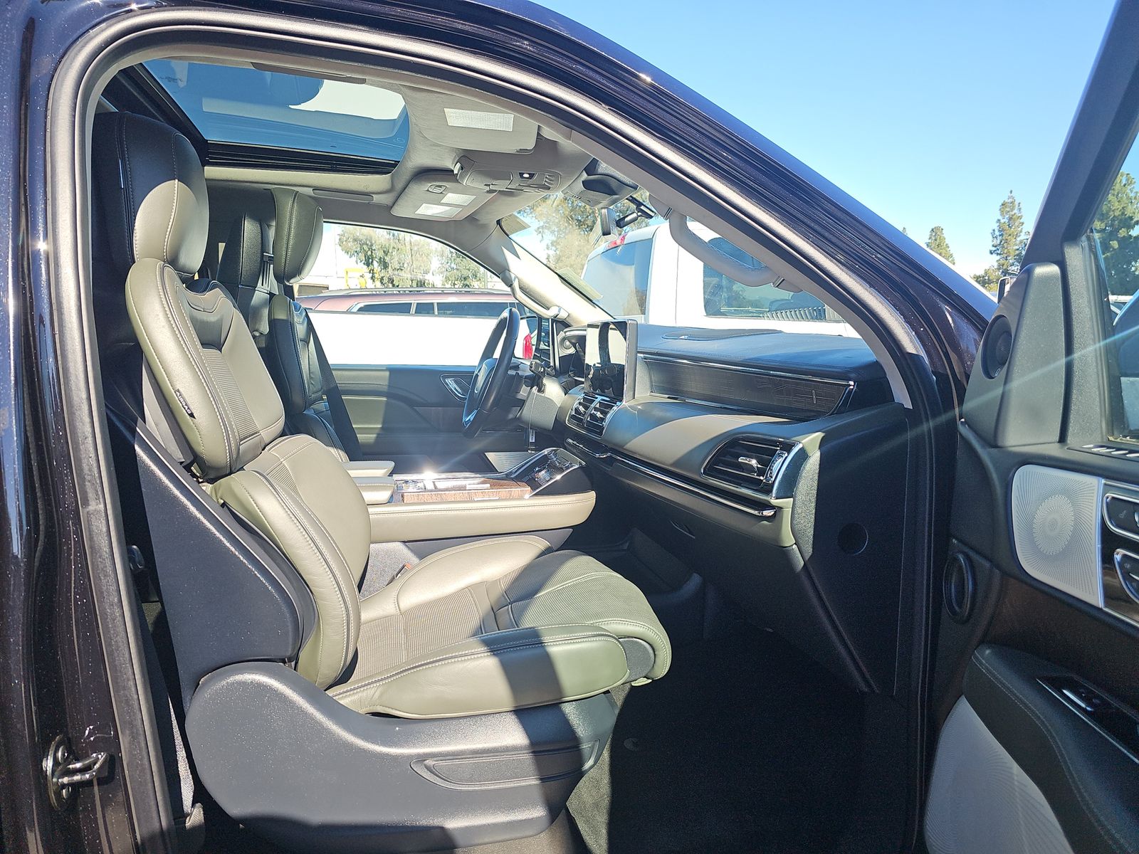 2022 Lincoln Navigator L Black Label AWD