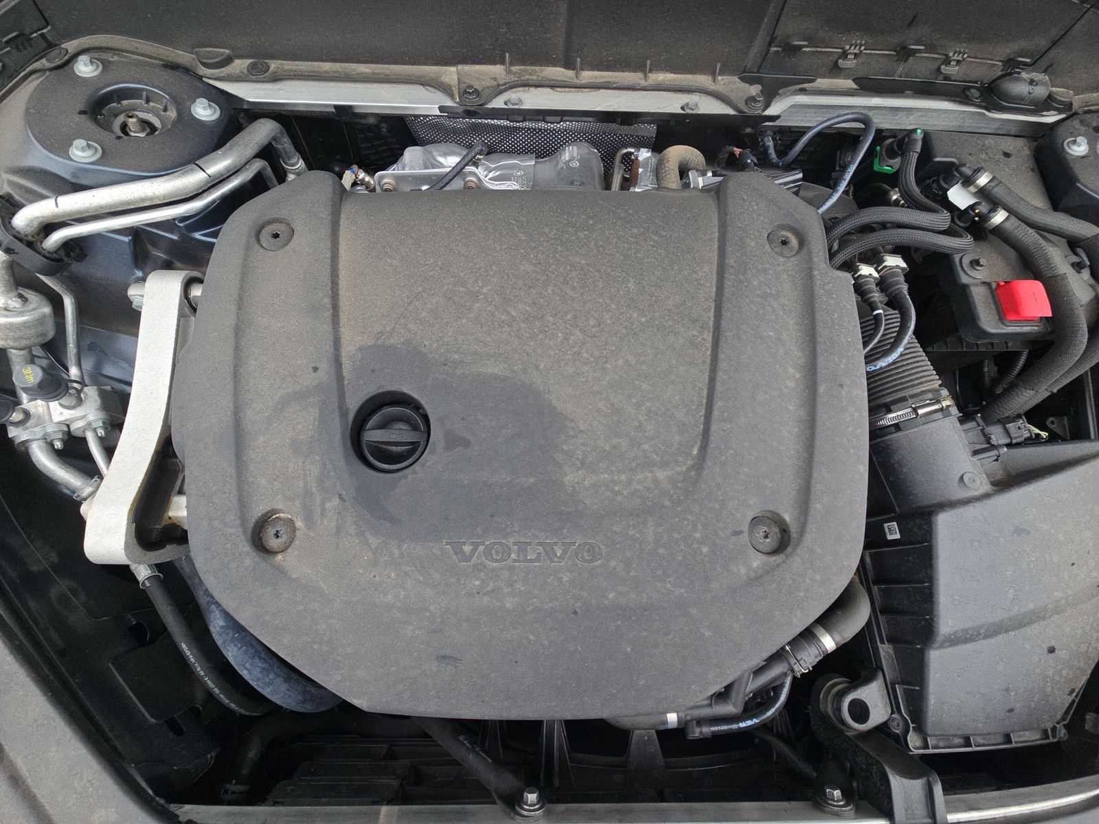 2025 Volvo XC90 B6 Plus AWD