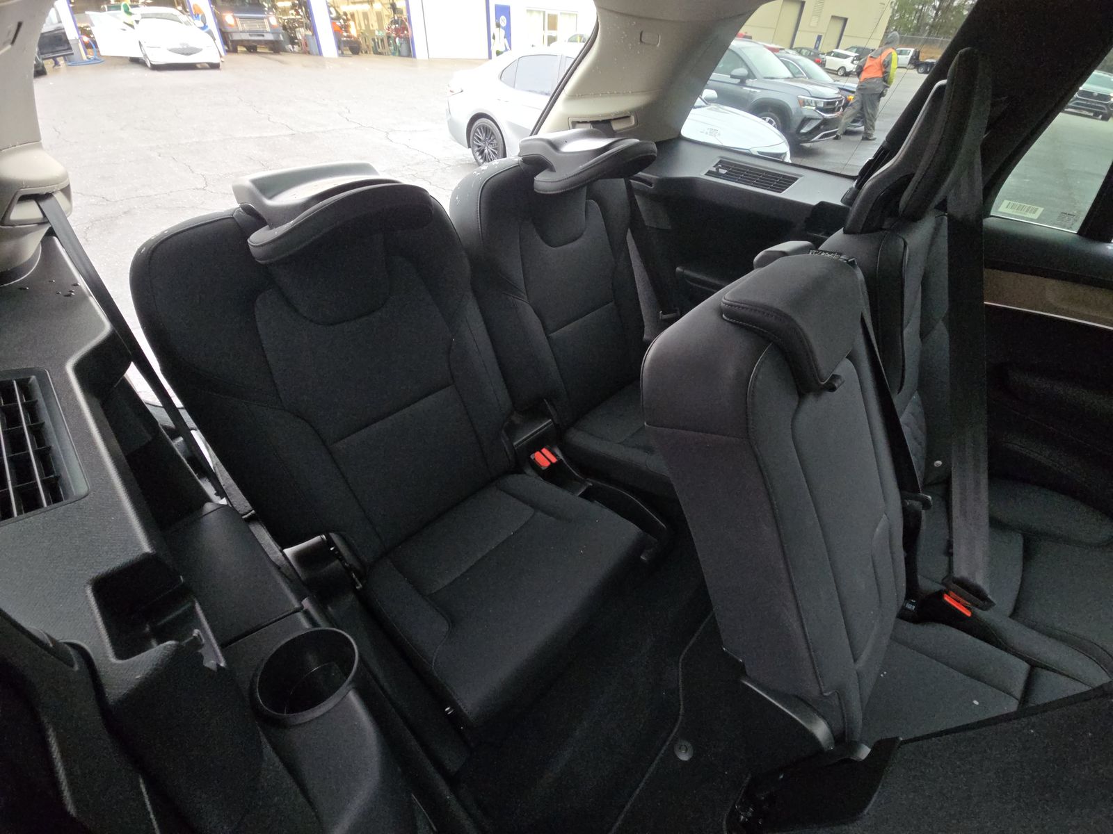 2025 Volvo XC90 B6 Plus AWD