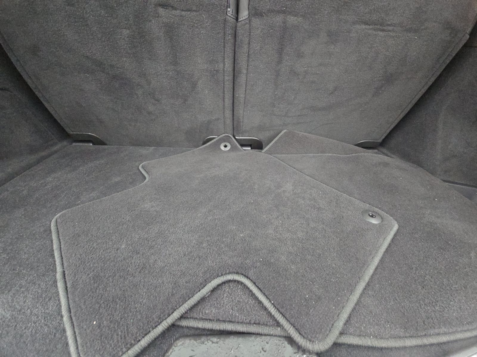 2025 Volvo XC90 B6 Plus AWD