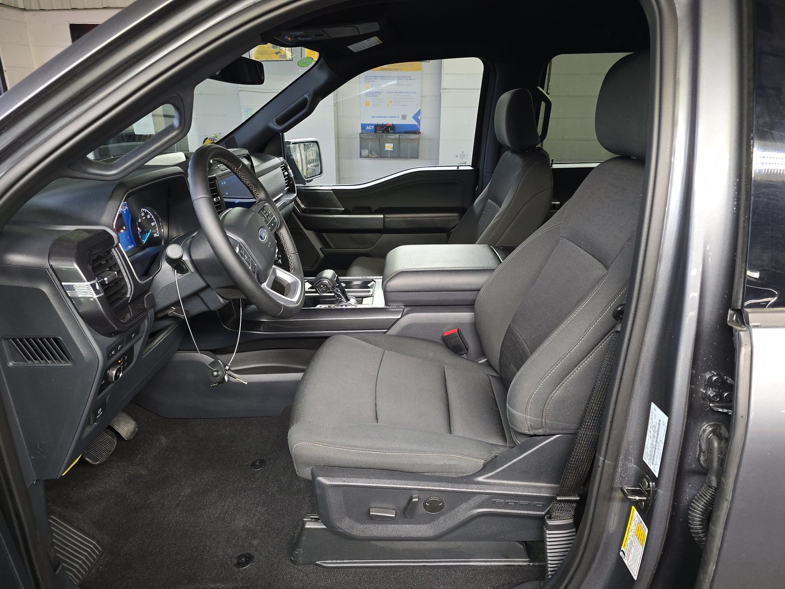 2023 Ford F-150 XLT AWD