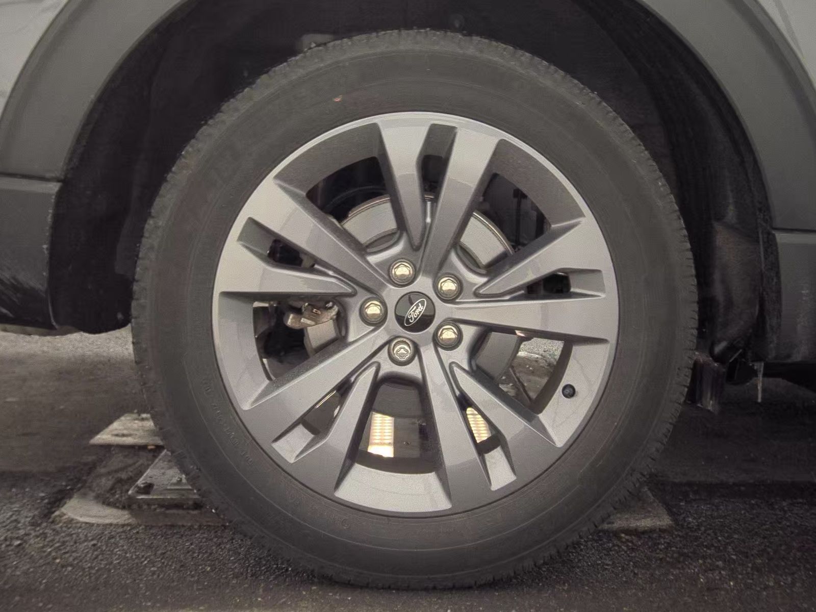 2022 Ford Explorer XLT AWD