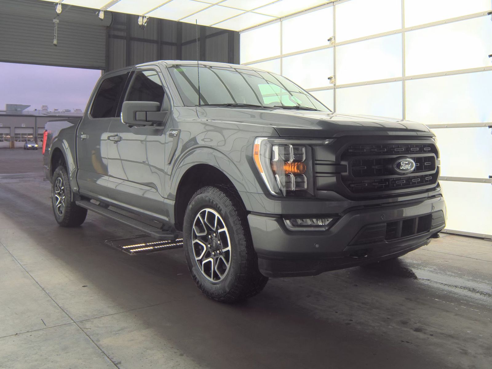2023 Ford F-150 XLT AWD