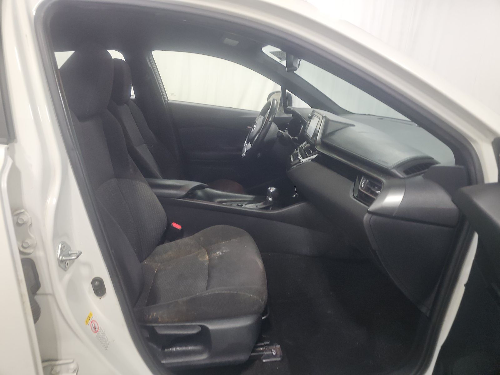 2018 Toyota C-HR XLE Premium FWD