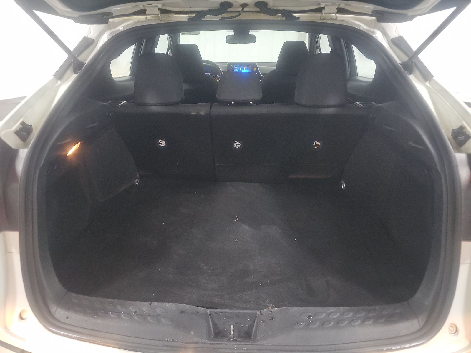 2018 Toyota C-HR XLE Premium FWD