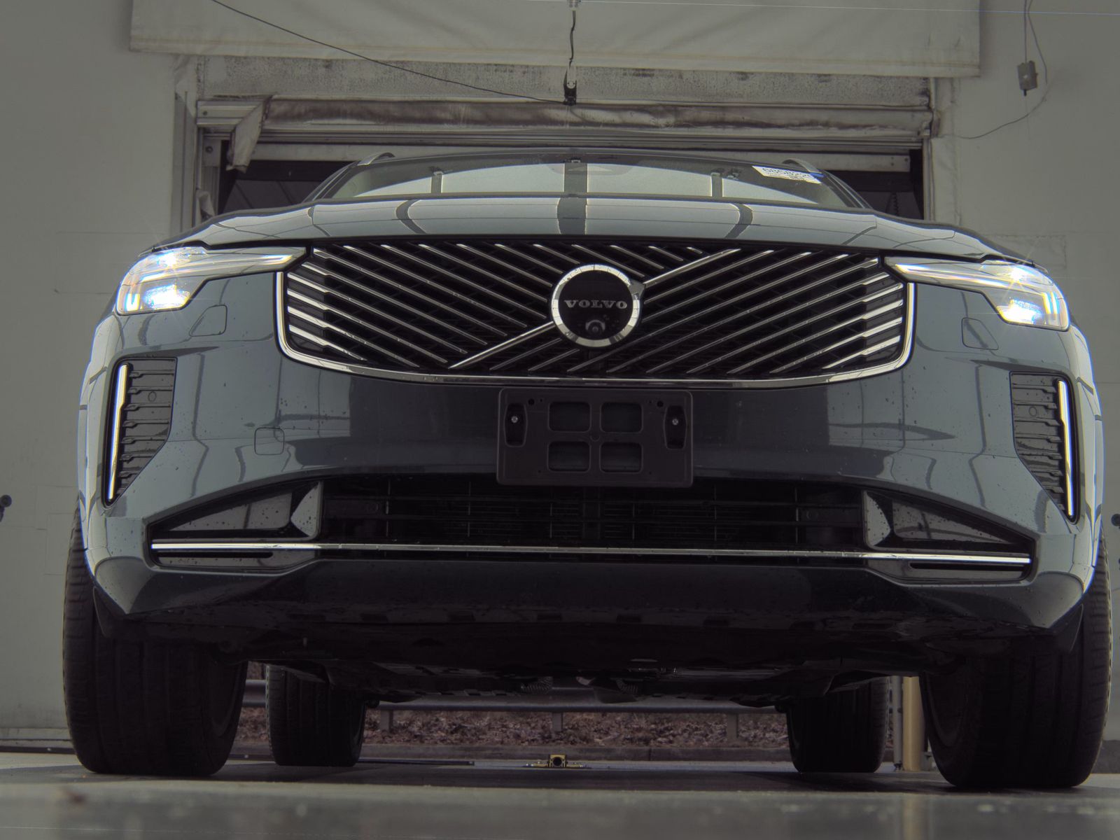 2025 Volvo XC90 B6 Plus AWD