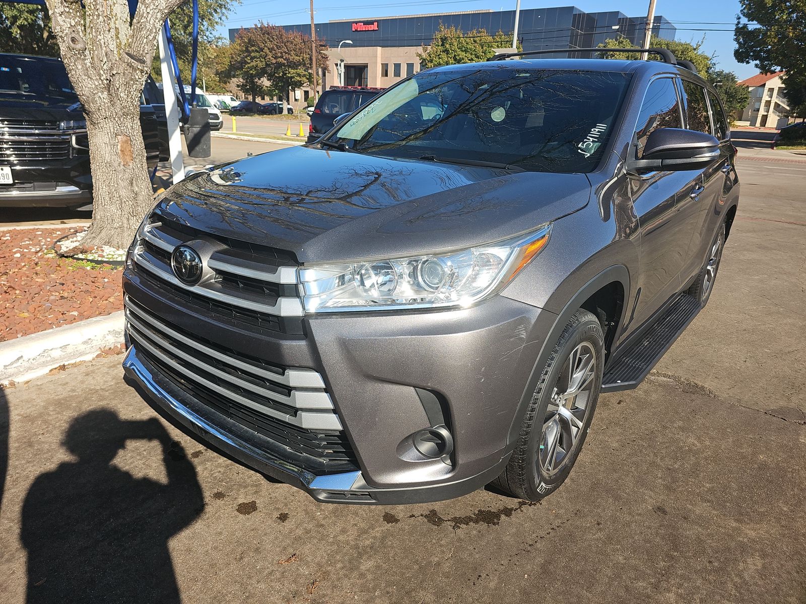 2019 Toyota Highlander LE FWD