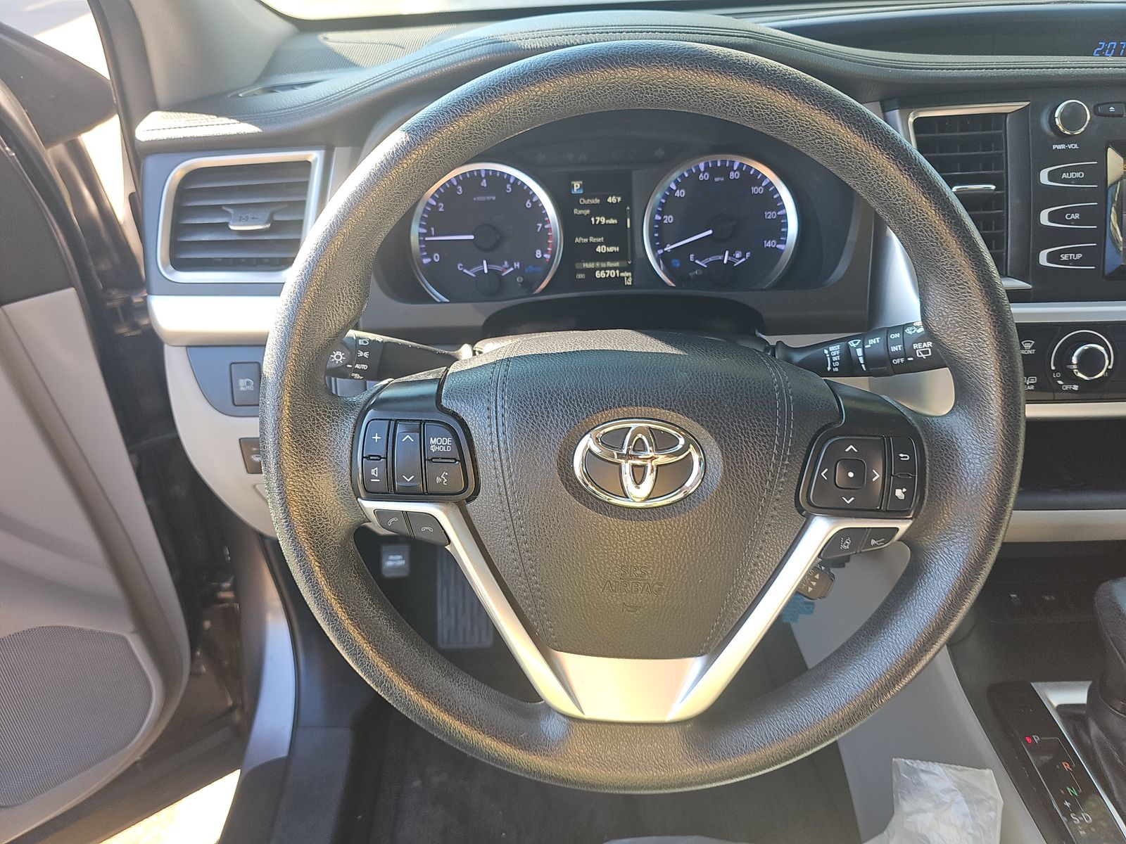 2019 Toyota Highlander LE FWD
