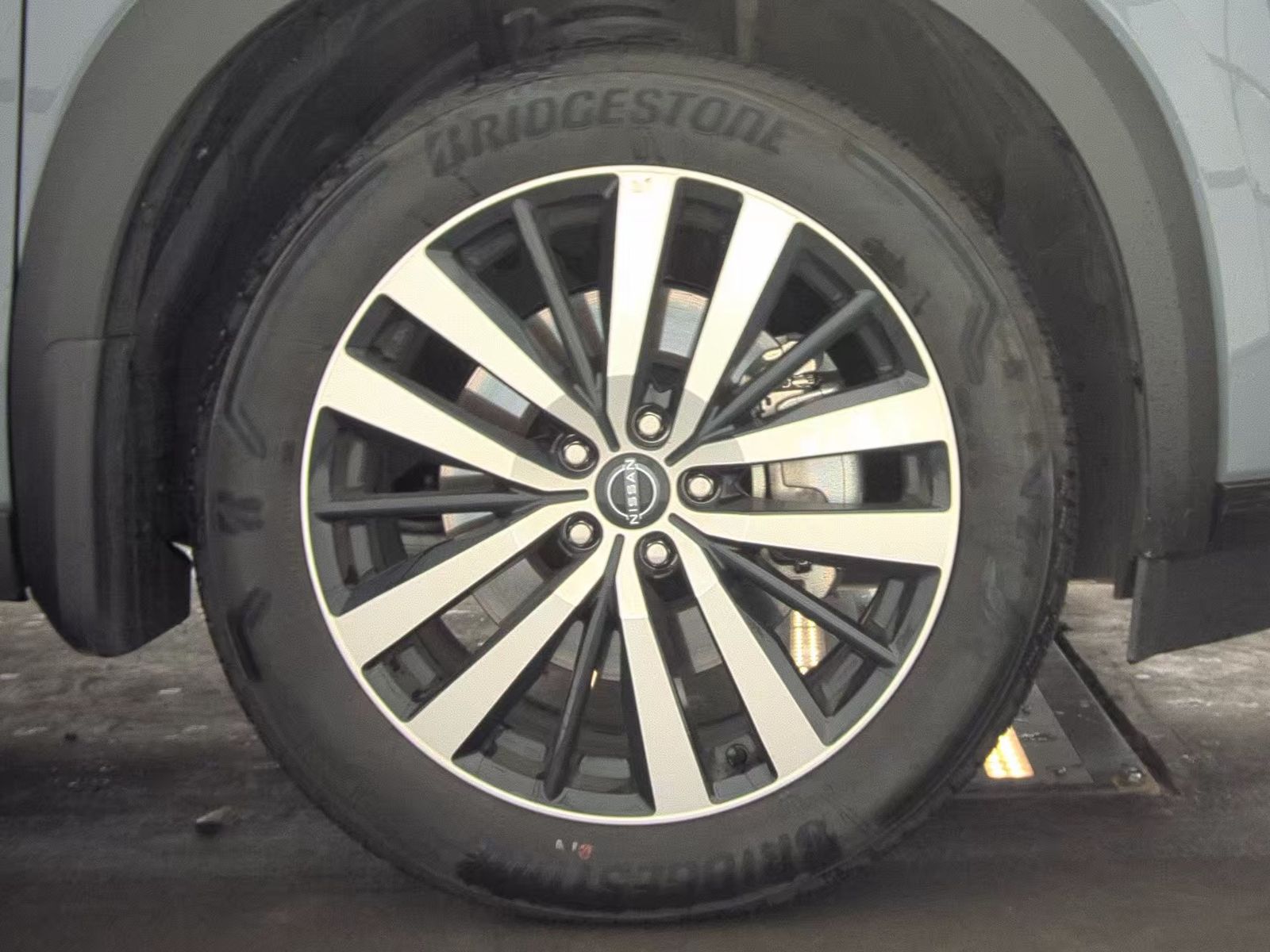 2024 Nissan Pathfinder Platinum AWD