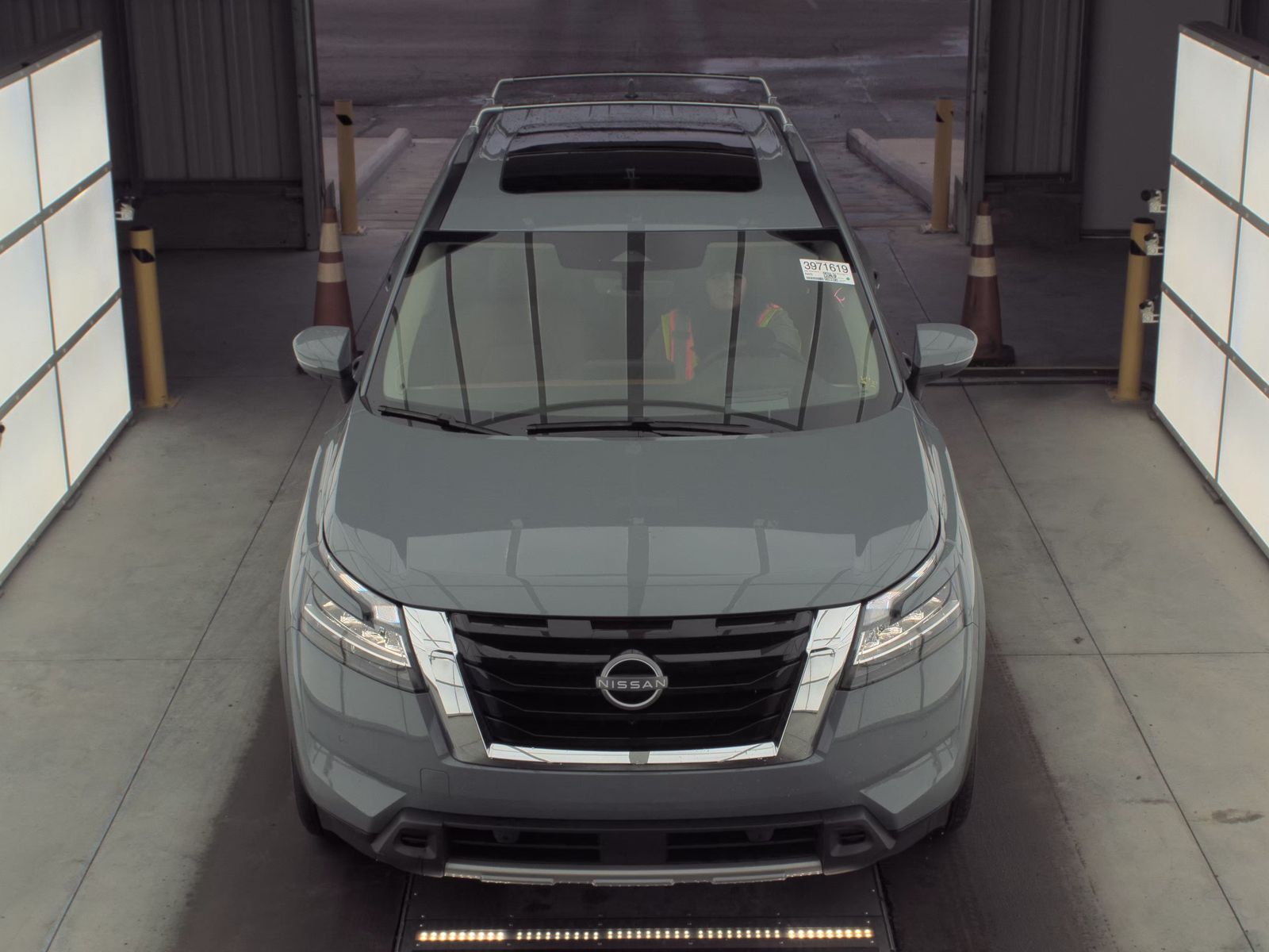 2024 Nissan Pathfinder Platinum AWD