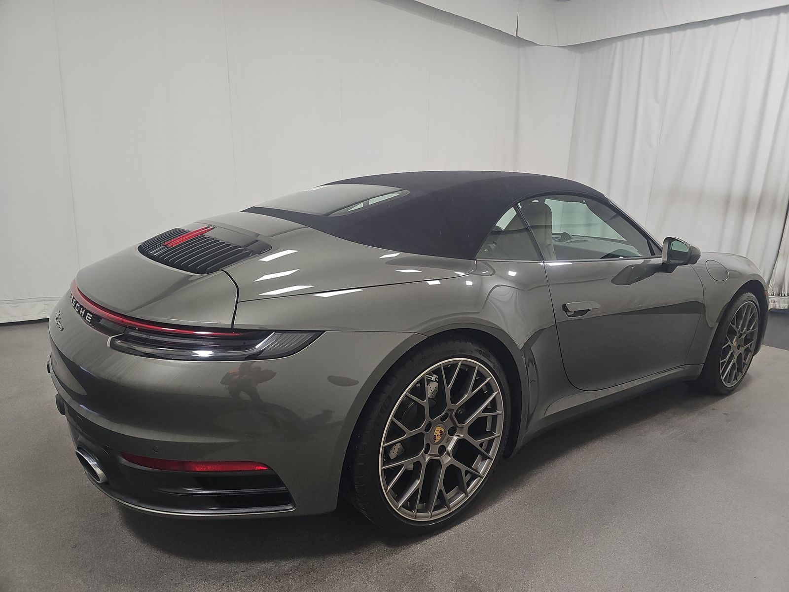 2023 Porsche 911 Carrera RWD