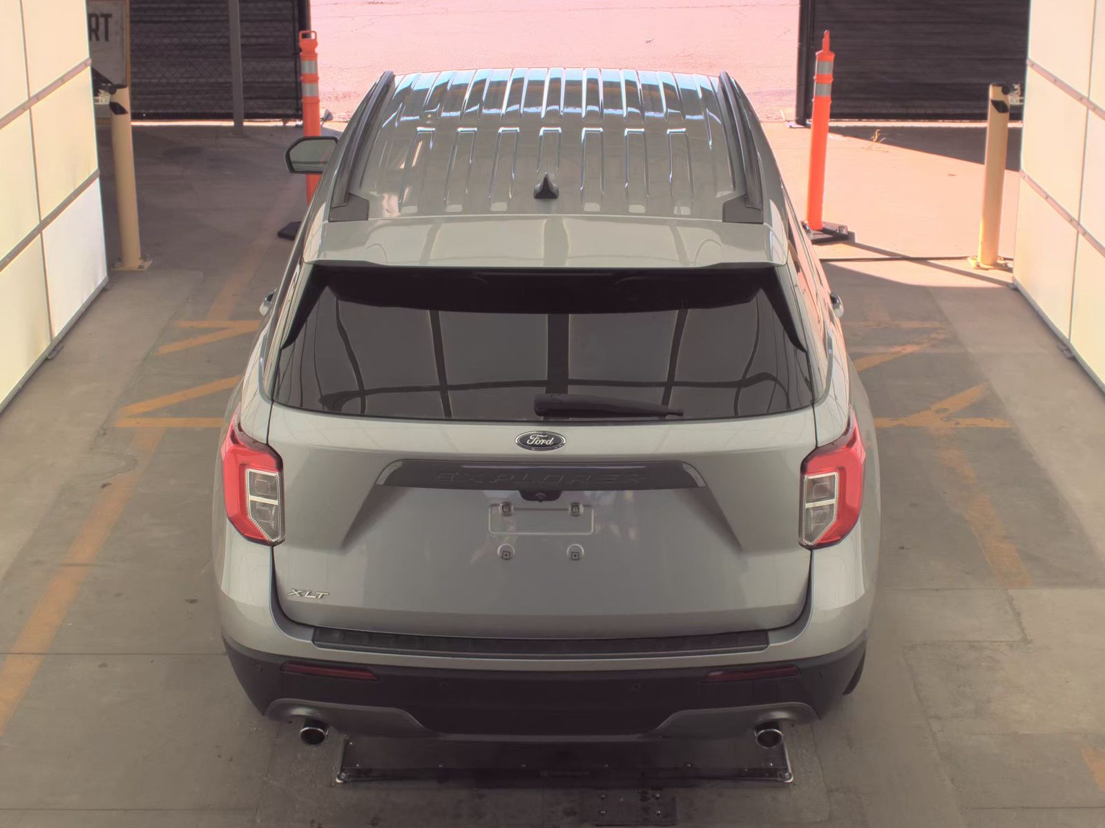 2022 Ford Explorer XLT RWD