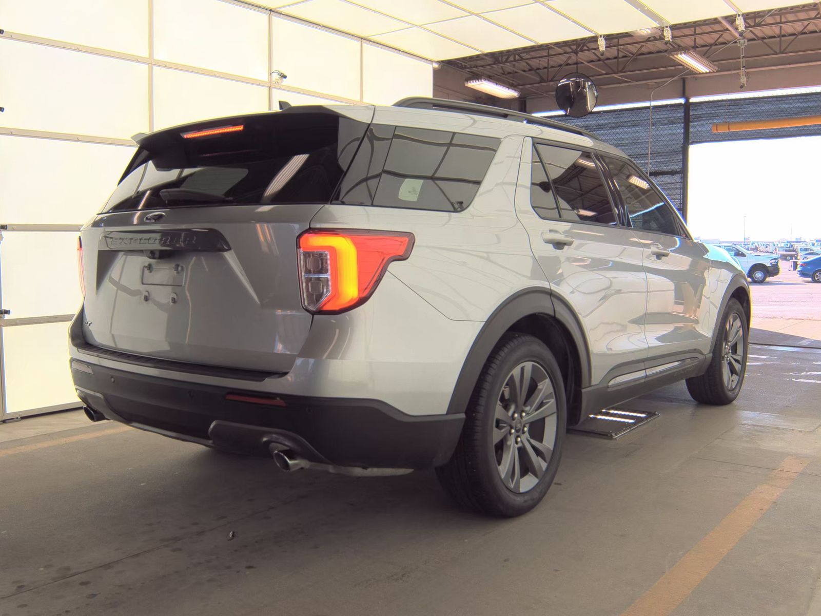 2022 Ford Explorer XLT RWD