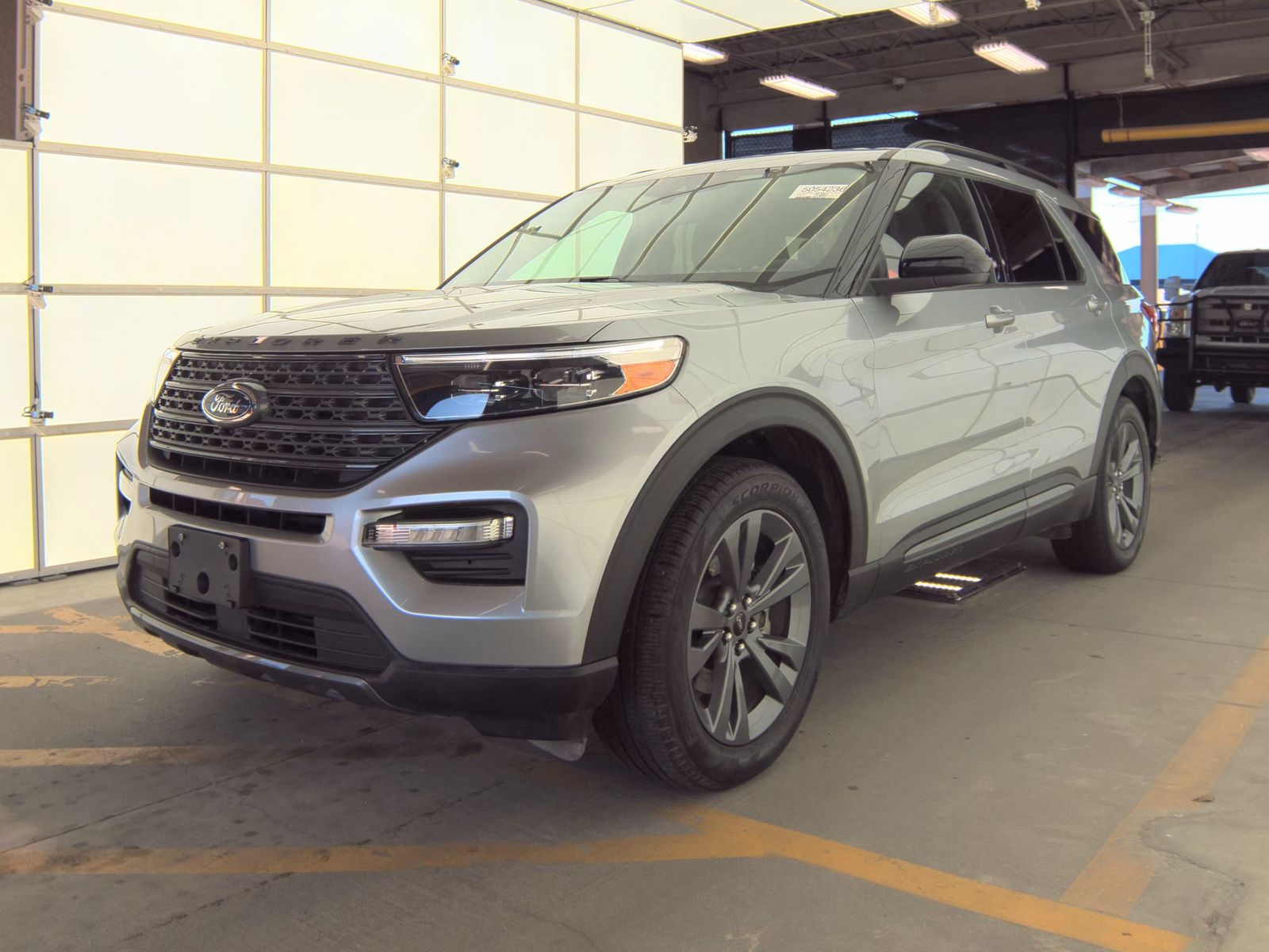 2022 Ford Explorer XLT RWD