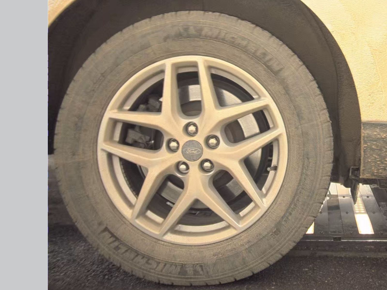 2022 Ford Edge SEL AWD